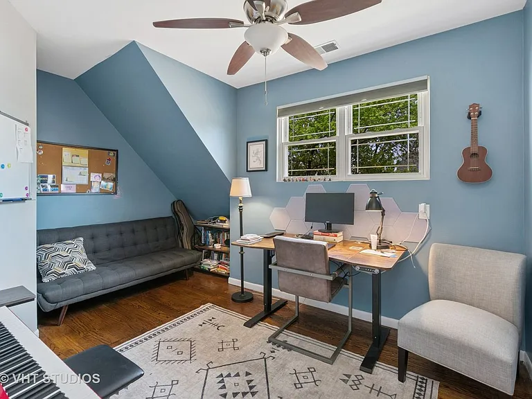 2640 N Burling St #3 — Photo 6