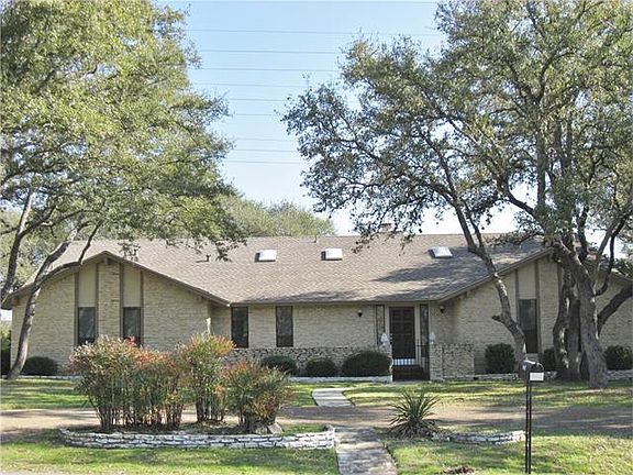 3rd image of 126 White Sands Dr
