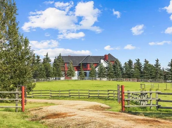 280195 SE Township Road 264, Rocky View County, AB T4A 3C8
