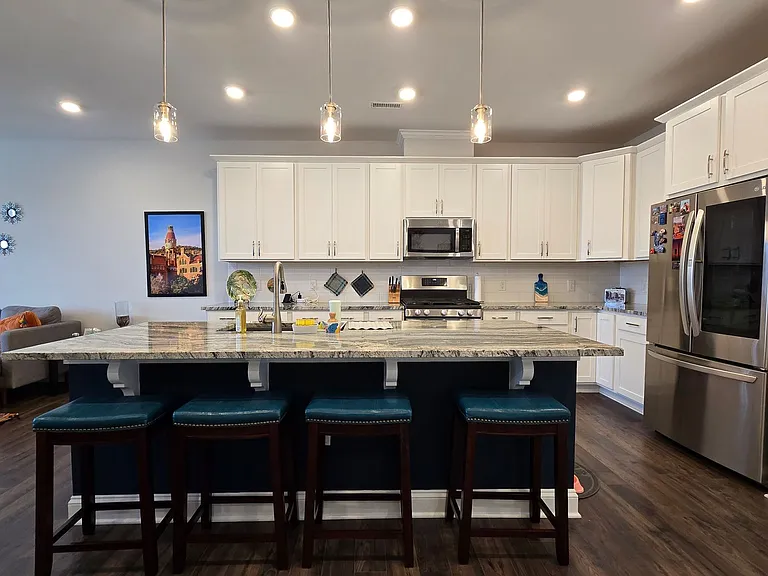 1207 Falling Rock Pl — Photo 4