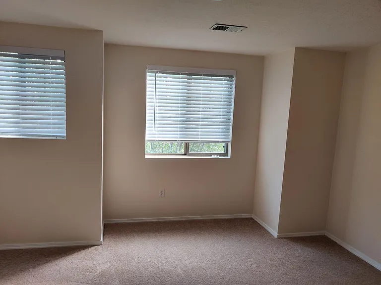 76 Loma Vista Dr — Photo 17