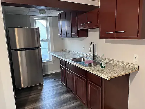 5 Dayton Pl #1 — Photo 3