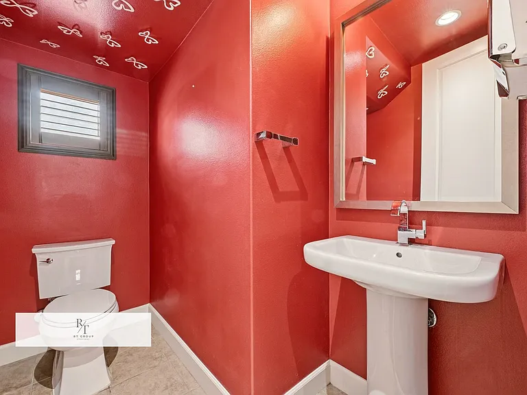 540 N Bardsdale Pl — Photo 15