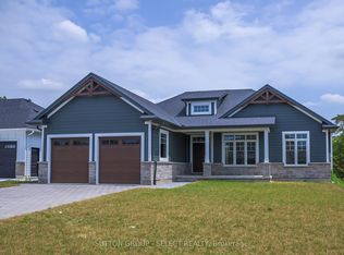 7 Spruce Cres, North Middlesex, ON N0M2K0