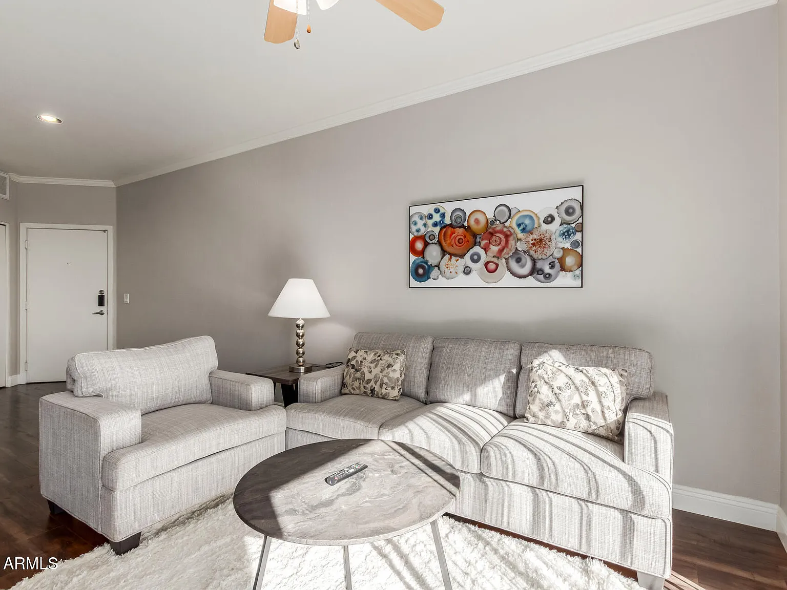 2 bed, 2.0 bath, 935 sqft, $1,750 — Photo 2