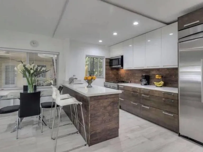 655 Meridian Ave #1 — Photo 3
