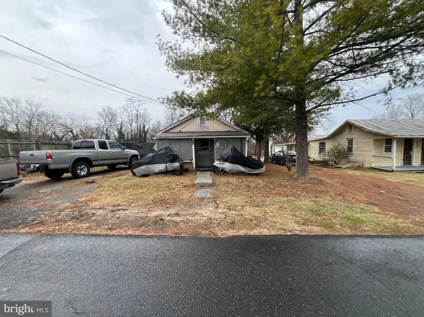 2339 3rd St, Middletown, VA 22645