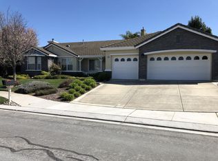 840 Quail Hollow Dr, Hollister, CA