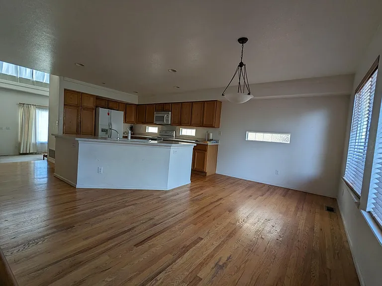 4447 Lyndenwood Point — Photo 6