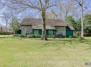 2109 S Woodlawn Ave, Gonzales, LA 70737