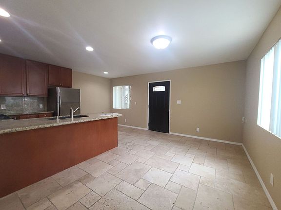 4th image of 5065 W Point Loma Blvd APT D