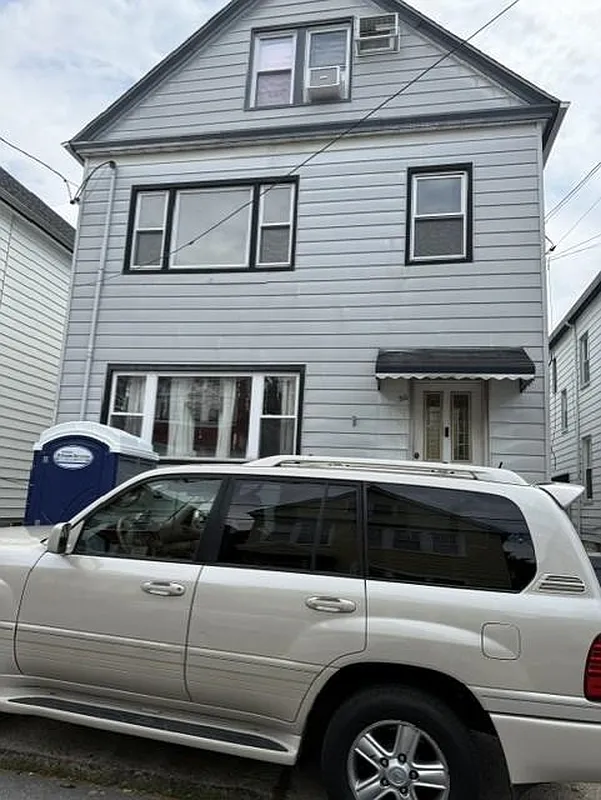30 Newark Bay Court 2
