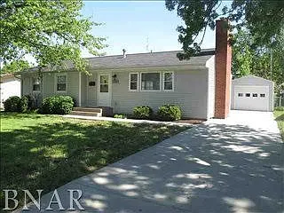 210 Robinhood Ln photo 1