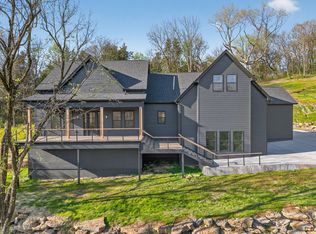 1480 Jacobs Rd, Columbia, TN 38401