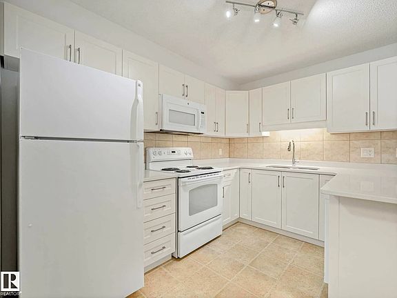 5th image of 13635 34th St NW