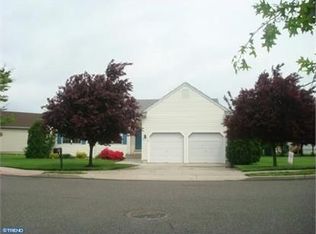 12 Marsha Dr, Delran, NJ 08075