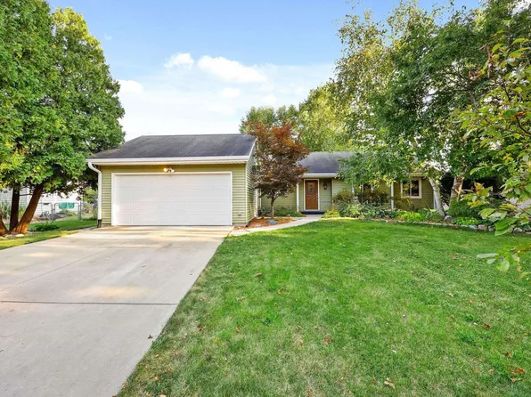 5 Coffey Cir, Madison, WI 53716