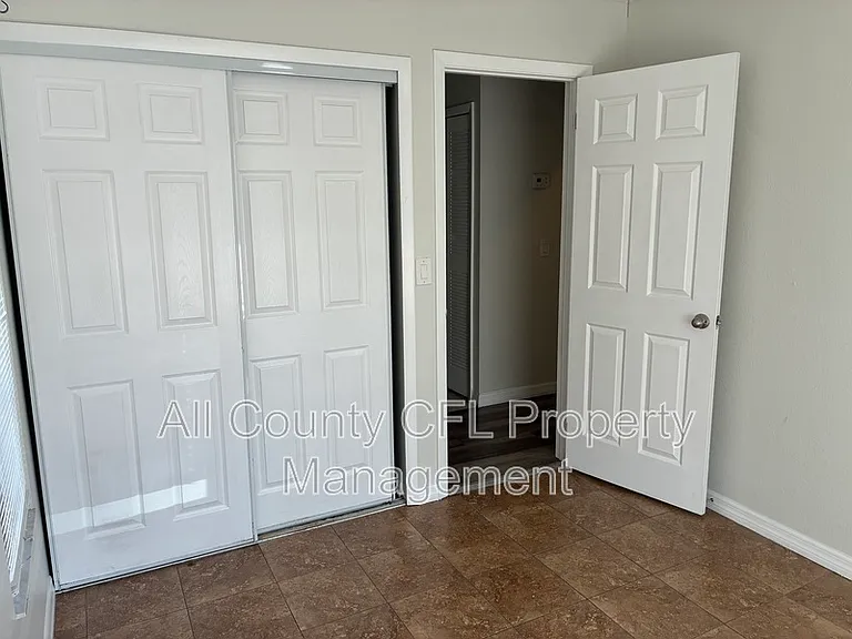 3050 Autumn Ct — Photo 8