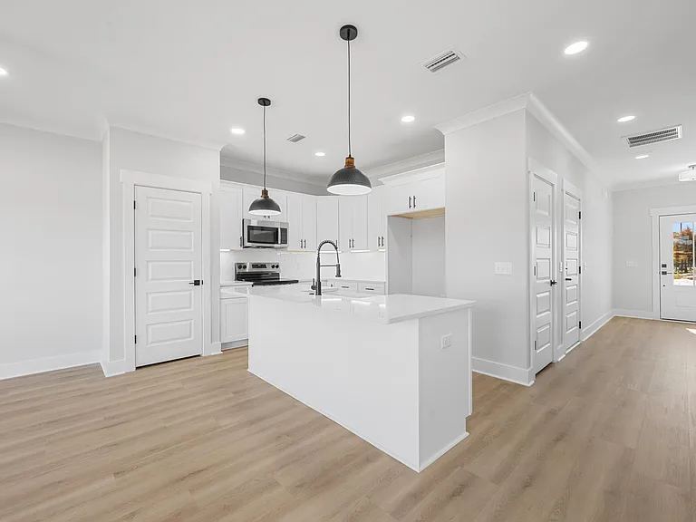 710 Dale Pl #3 — Photo 10