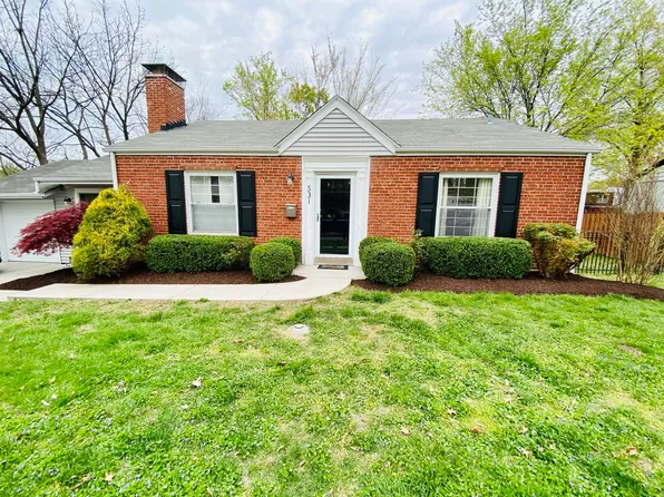 531 McLain Ln, Saint Louis, MO 63122