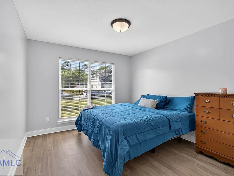 182 Grandview Dr — Photo 22