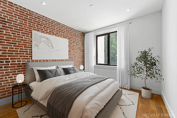 Rented by Compass | media 7