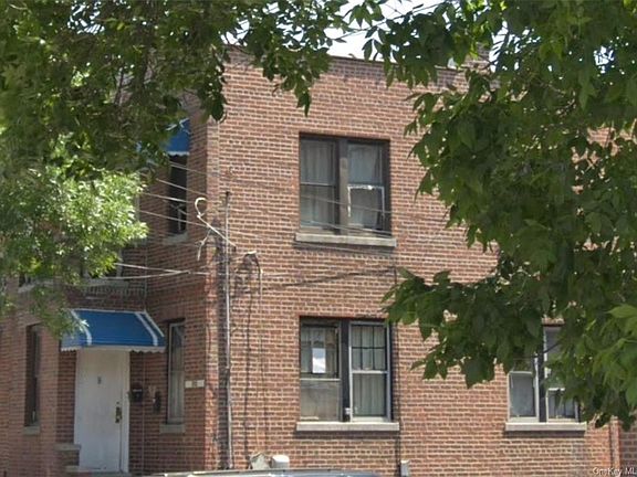 2nd image of 918 E 220th St