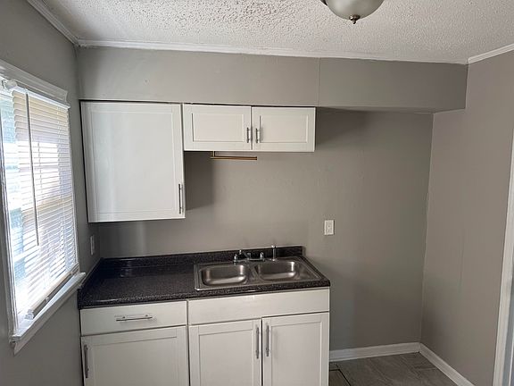2nd image of 3771 Sturgeon Ave