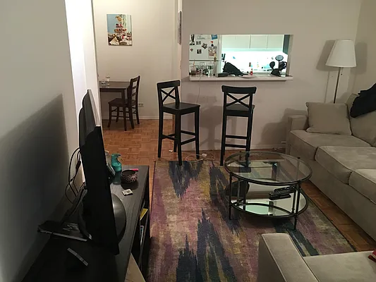 Rented by New York City Apartments | media 24