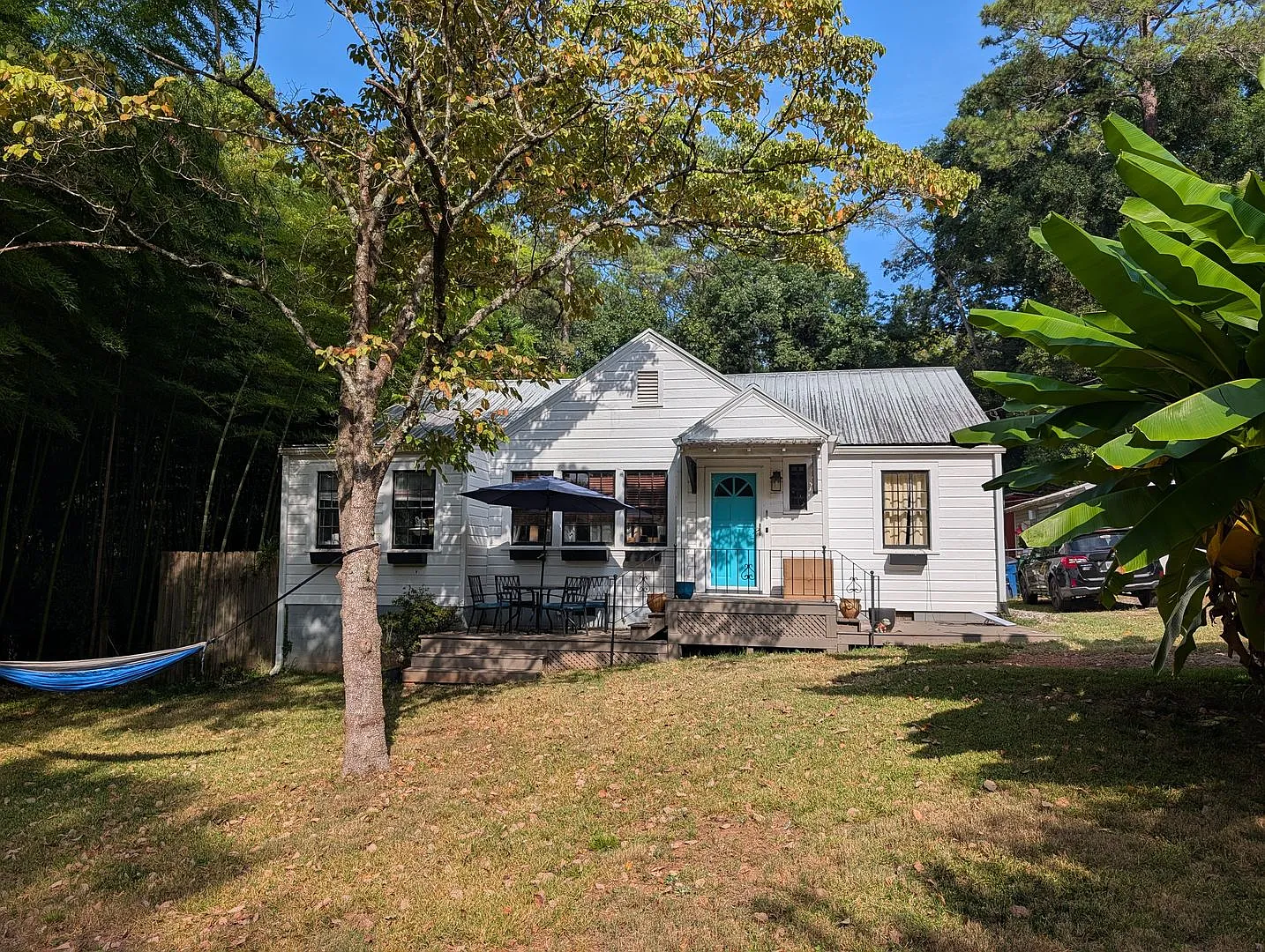 Move in October 2026, Conveniently Located — Photo 1