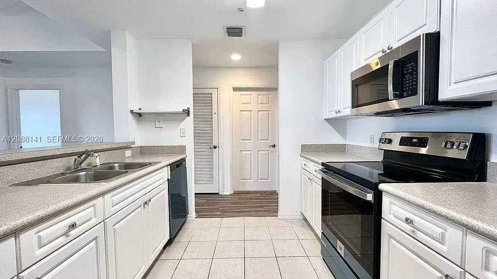 Village At Abacoa Condo — Photo 4