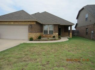 2408 SW 54th St, Lawton, OK 73505
