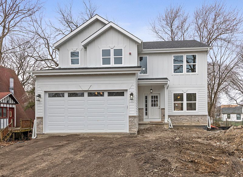 1st image of 23768 N Overhill Dr