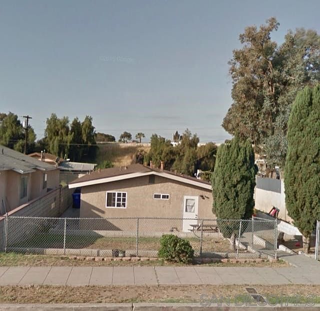 1st image of 3869 Cottonwood St