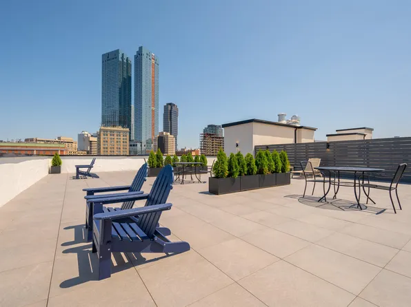 857 Bergen Avenue image 21 of 46