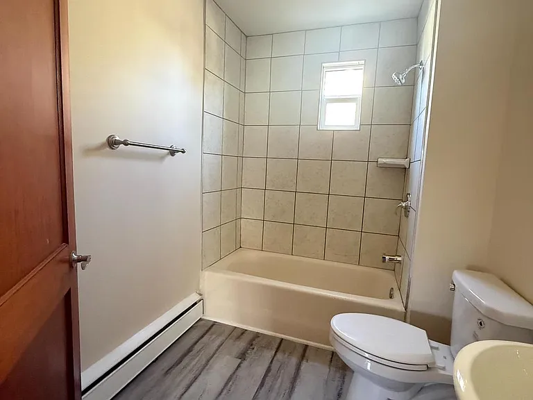 272 Elm Ave #A — Photo 6