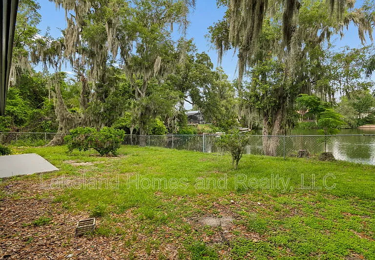 95 Woodside Dr — Photo 46