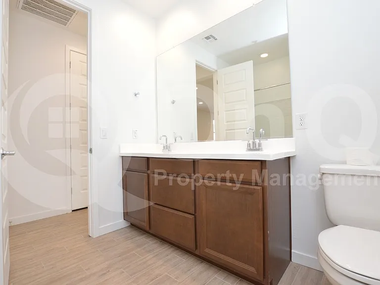 9332 W Glenrosa Ave — Photo 18
