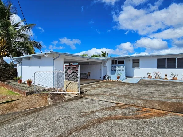 1540 Hoonipo St, Pearl City, HI 96782