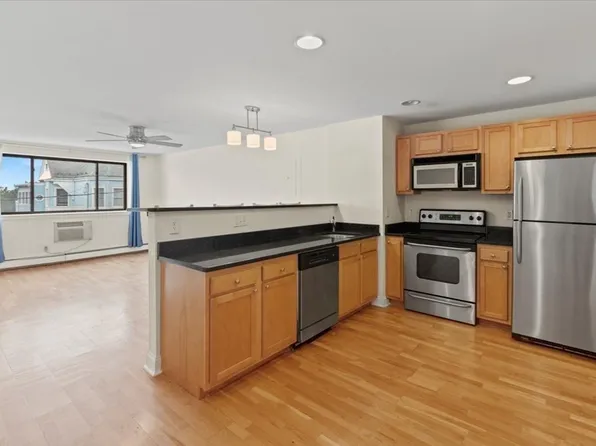 44 Lafayette Ave APT 102, Chelsea, MA 02150