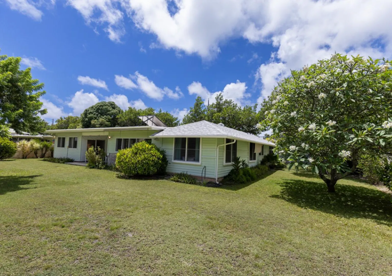 Live the Kailua Lifestyle! — Photo 2