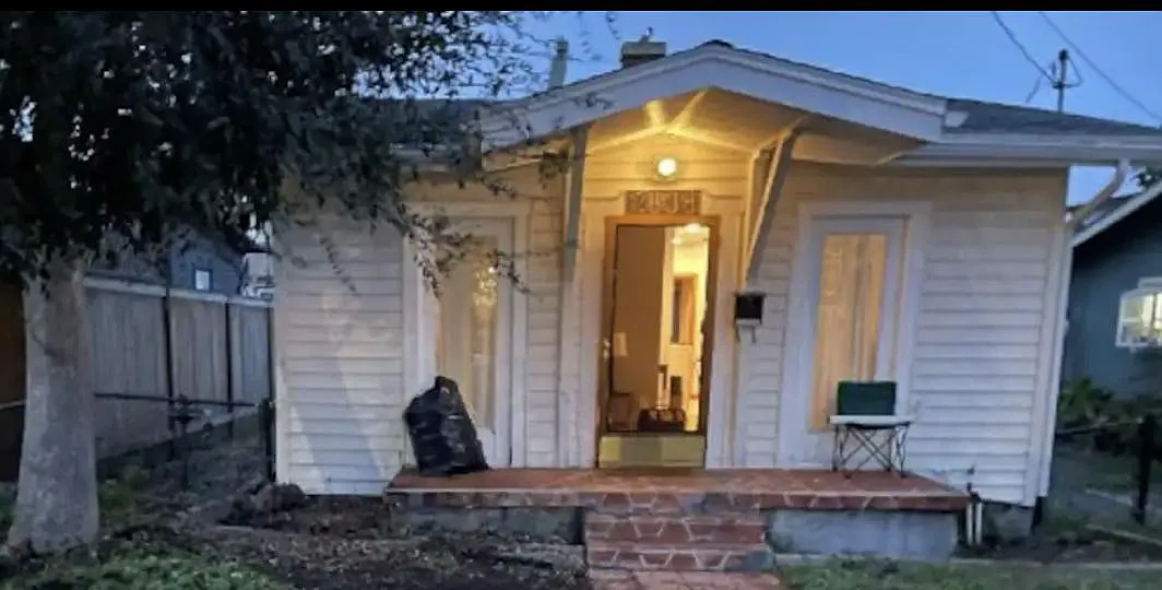 2808 Polk Ave — Photo 1