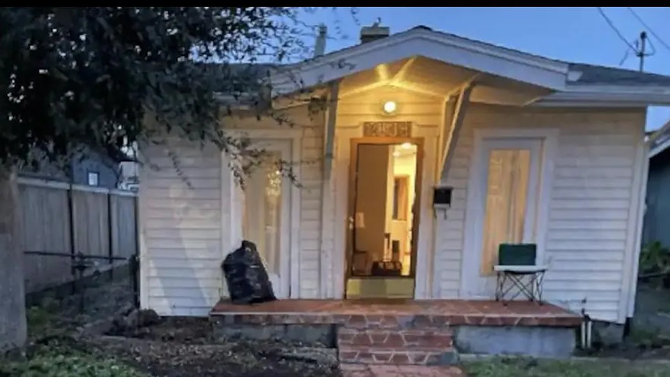 2808 Polk Ave