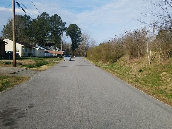 4th image of 2214 Alabama Ave
