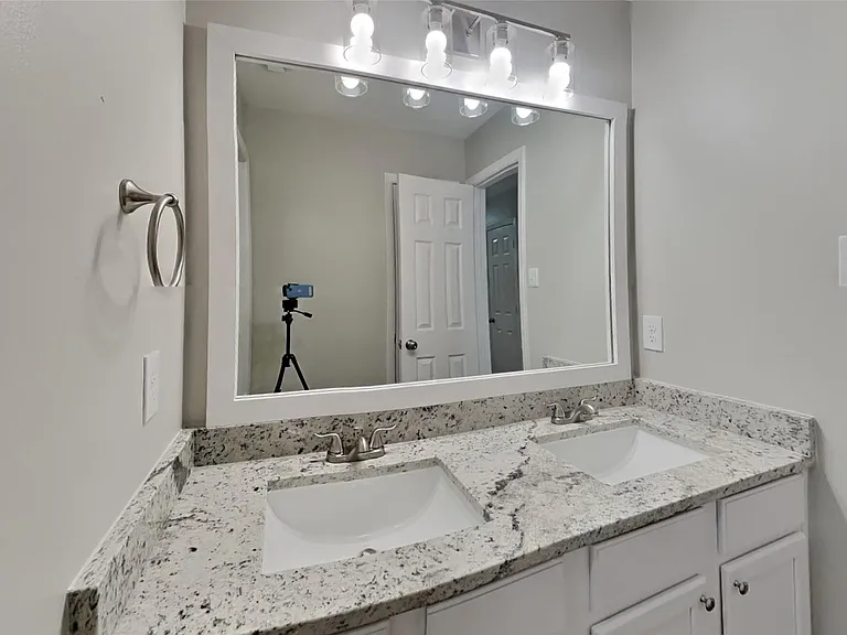 19518 Kadabra Dr — Photo 16