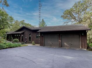 3502 N Spring Hill Dr, Janesville, WI 53545