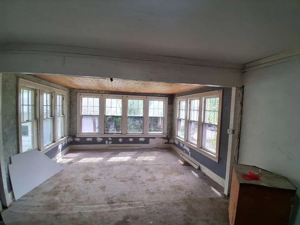 3 bed, 792 sqft, $4,000 — Photo 4