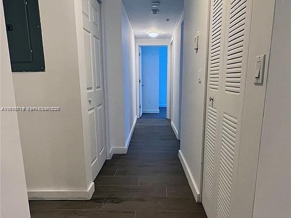 3rd image of 1611 Meridian Ave APT 104