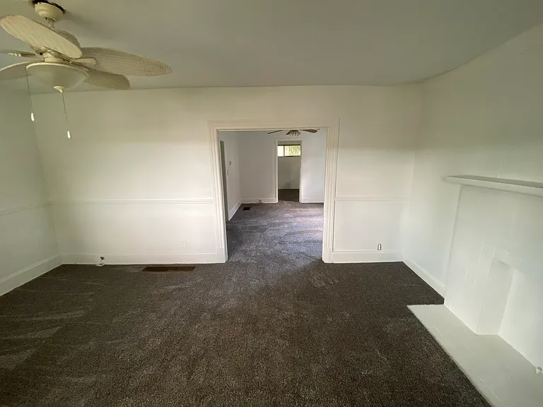 825 Fairview Ave — Photo 3