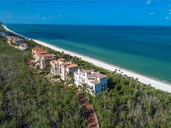 5th image of 7629 Bay Colony Dr